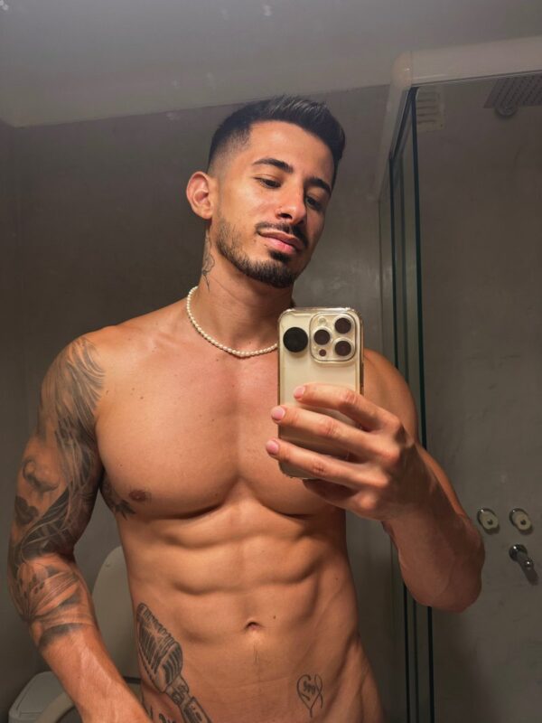 Valentino Roca, pornstar